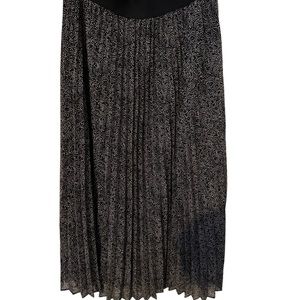 Black and White Pleated Skirt